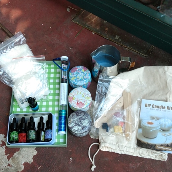DIY Candle Kit - Picture 2 of 2